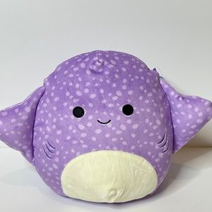 Squishmallow Aziza the Stingray Purple 8 inch